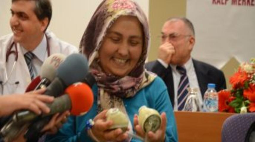 H&uuml;lya Usta, T&uuml;rkiye'nin Yapay Kalple Hayata Tutunan Ilk Kadını