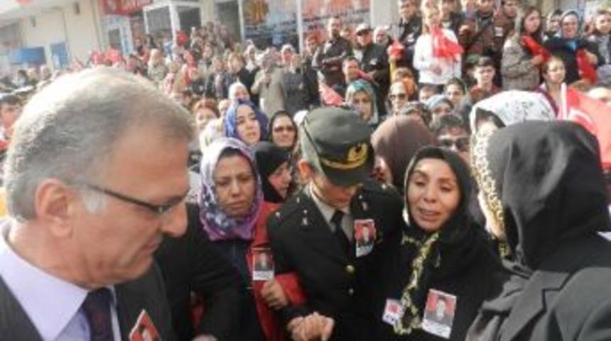 Şehidin Cenazesi Baba Ocağına Getirildi