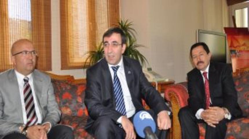 Bakan Yılmaz: Ter&ouml;r Yatırımlara Ciddi Zarar Veriyor