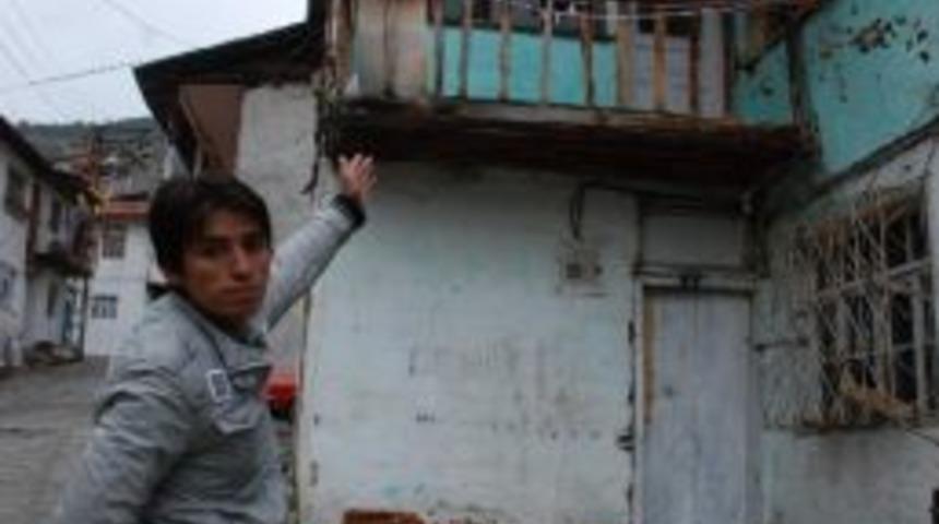 M&uuml;lteci Aileye Hırsız Şoku