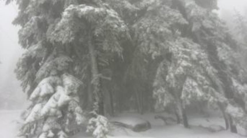 (&ouml;zel Haber) Uludağ'da Tipi Dağcılara Zor Anlar Yaşattı