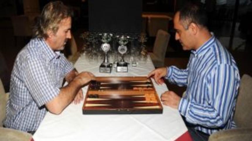 Adana&rsquo;da Tavla Turnuvası