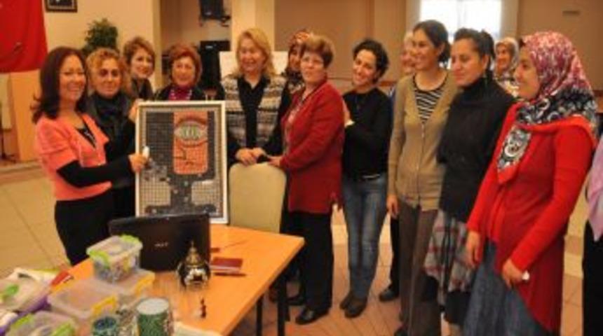 G&ouml;lbaşılı Kadınlara Geri D&ouml;n&uuml;ş&uuml;m Semineri