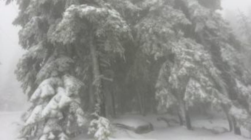 Uludağ&rsquo;da Kar Kalınlığı 30 Santimetreye Ulaştı