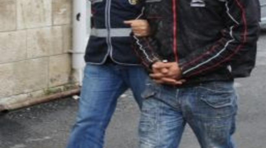 Telefon Dolandırıcıları Su&ccedil;&uuml;st&uuml; Yakalandı