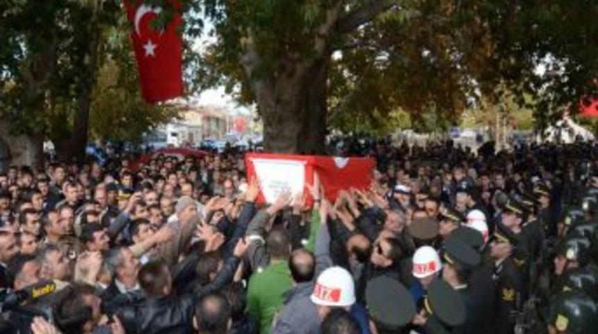 Konyalı Şehit Mesut Şeker Son Yolculuğuna Uğurlandı