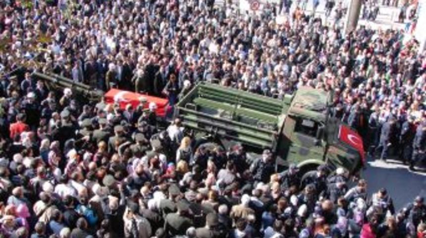 Afyonkarahisarlı Şehit Denizli&rsquo;de Toprağa Verildi