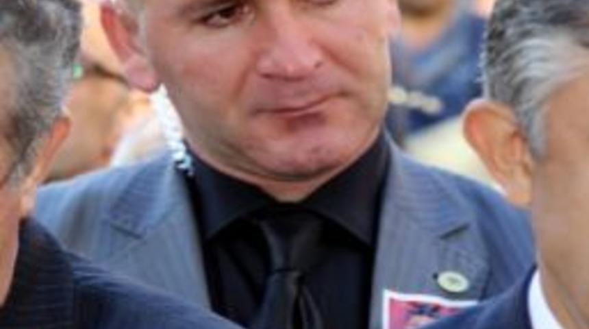 Vali Koruması G&ouml;zyaşlarını Tutamadı