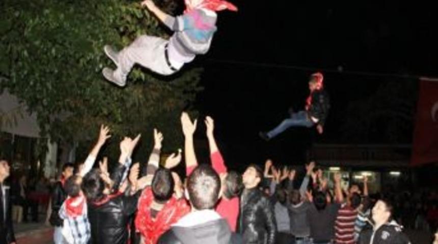 Tavas'ta Asker Uğurlama T&ouml;reni D&uuml;zenlendi