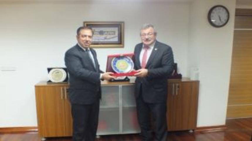 Başkan G&uuml;lşen İstanbul B&uuml;y&uuml;kşehir Belediyesi'nden Teknik Yardım Talep Etti.