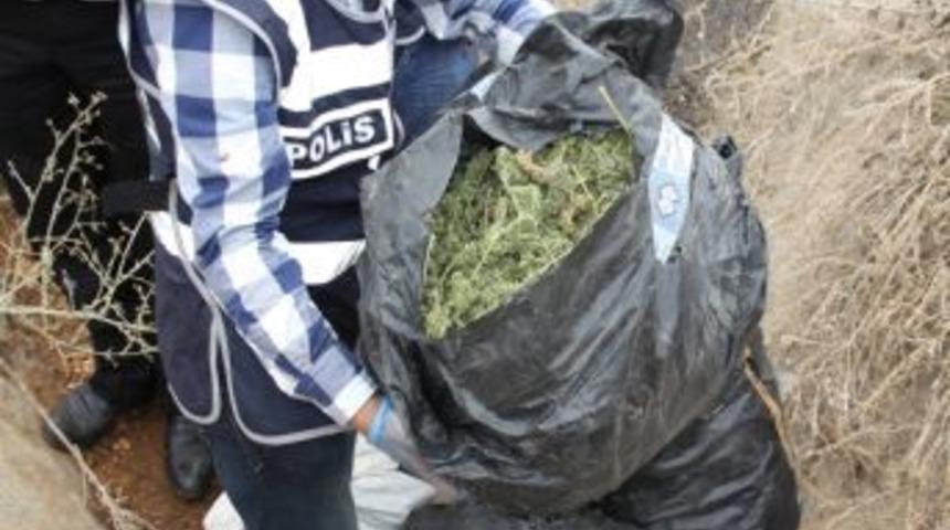 Evlenmek I&ccedil;in Parayı &lsquo;uyuşturucu&rsquo; Satarak Kazanacakmış