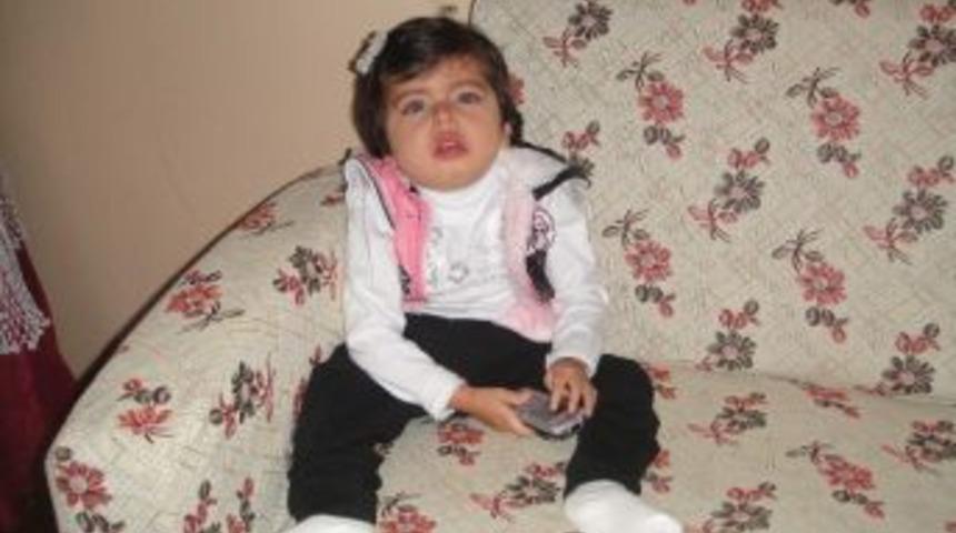 Beyin K&uuml;&ccedil;&uuml;lmesi Hastalığına Yakalanan K&uuml;&ccedil;&uuml;k İrem'in Dramı