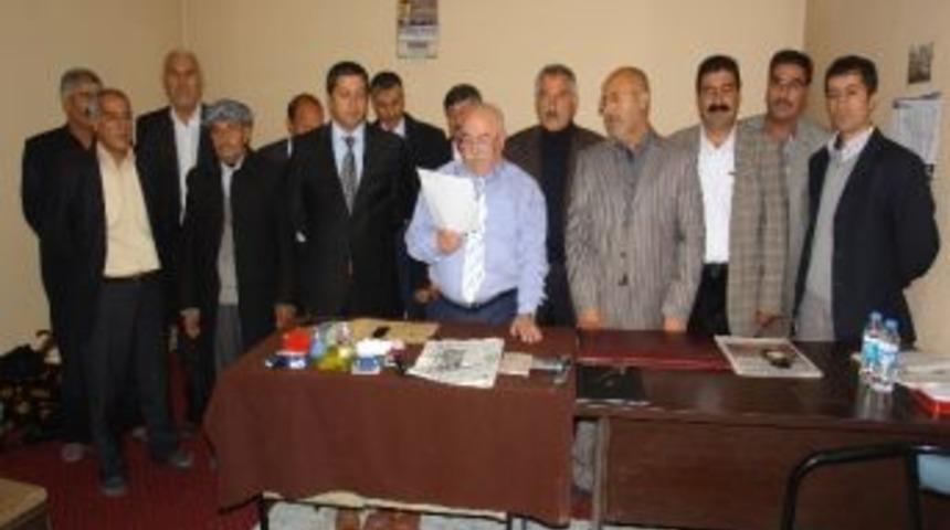 Muhtarlardan A&ccedil;lık Grevine Destek