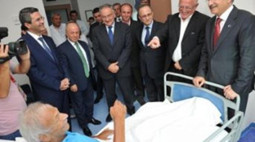 Kamil S&ouml;nmez&rsquo;e vefa gecesi