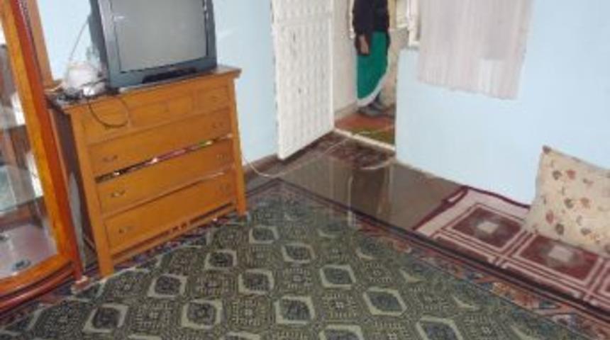 Y&uuml;ksekova&rsquo;da Su Baskını