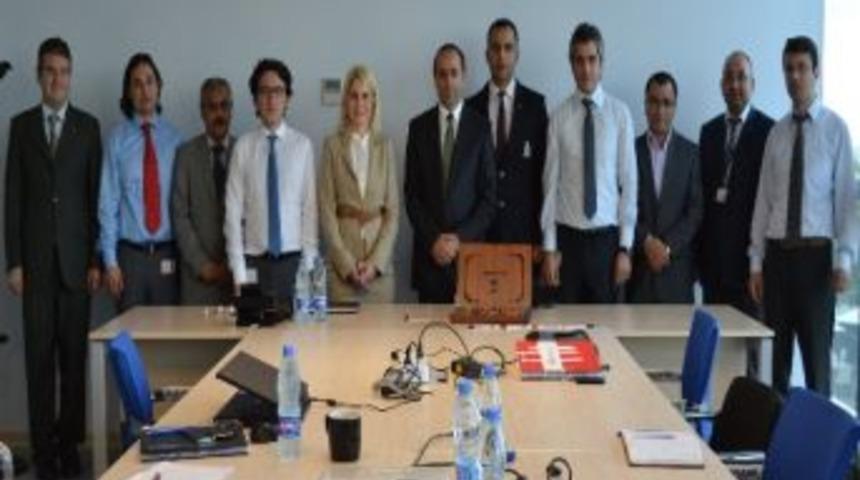 İngiltere, &Ccedil;alık Yedaş Arasında 'bilgi K&ouml;pr&uuml;s&uuml;'