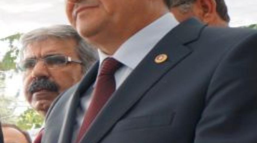 Mhp&rsquo;li Ak&ccedil;ay, B&uuml;y&uuml;kşehir Yasası&rsquo;nı Değerlendirdi