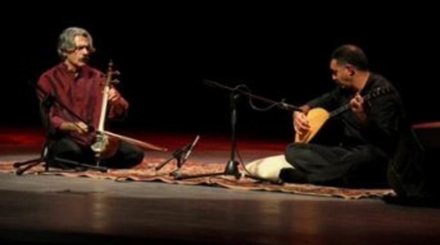 Kemen&ccedil;e ve Bağlama &Uuml;stadları Başakşehir&rsquo;de