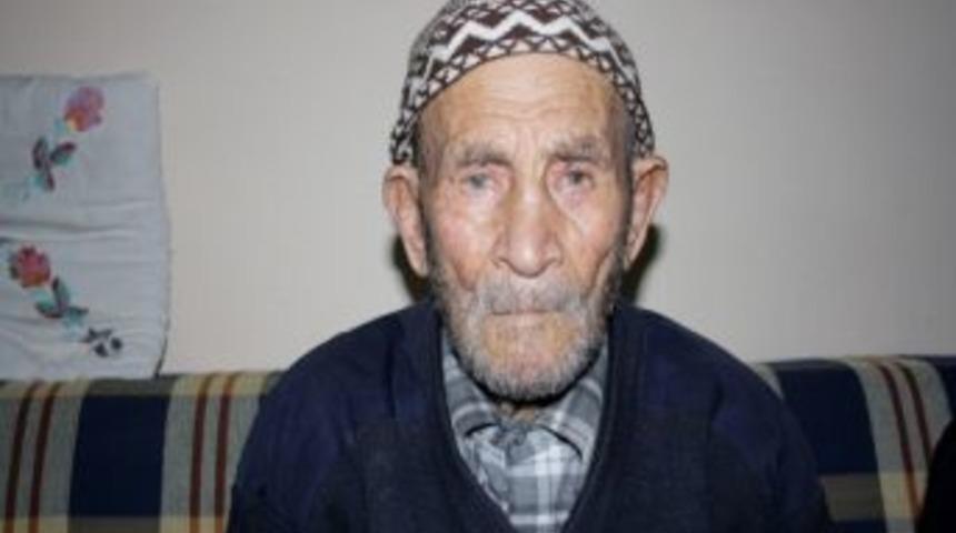 102 Yaşındaki Halil Dedeye Sağlık Kontrol&uuml;