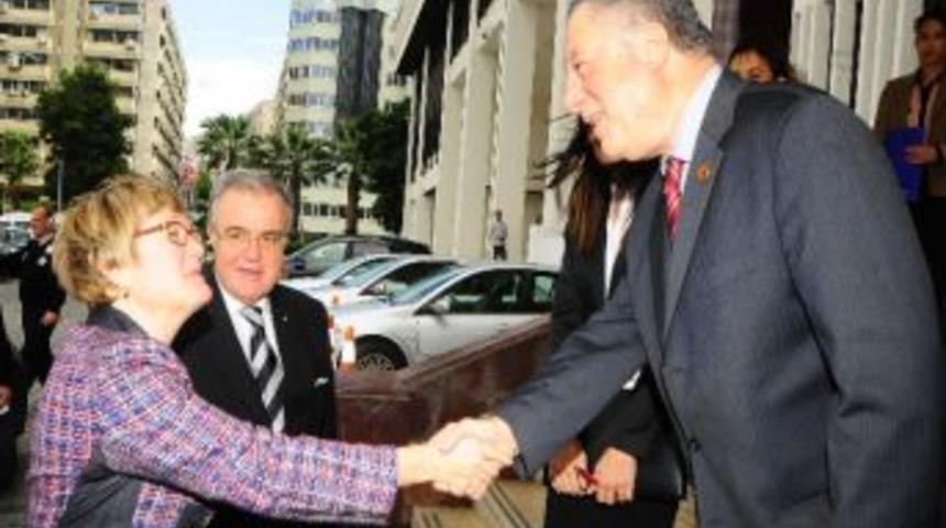 Finlandiya B&uuml;y&uuml;kel&ccedil;isi,b&uuml;y&uuml;kşehir Belediyesi&rsquo;ni Ziyaret Etti