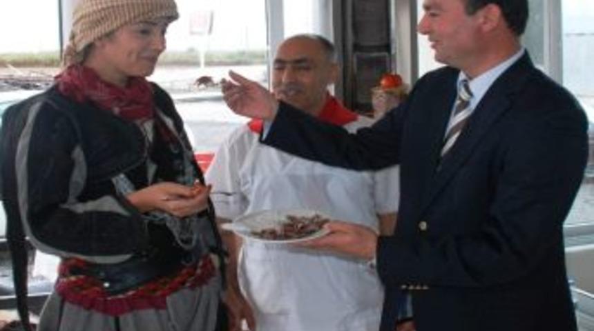 Başkan Akın&rsquo;dan &lsquo;&ccedil;ete Ayşe&rsquo;ye Destek