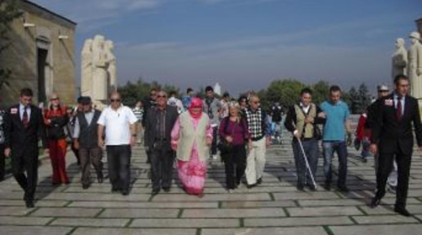 &lsquo;hisseden G&ouml;zler&rsquo; Ata&rsquo;nın Huzurunda