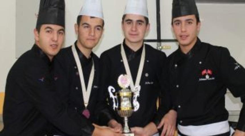 Aş&ccedil;ılar Yemek Yarışması Birincileri Kırşehir&rsquo;den
