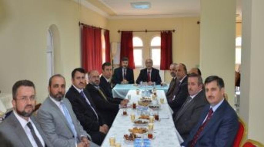 M&uuml;ft&uuml;ler Darende'de Toplandı