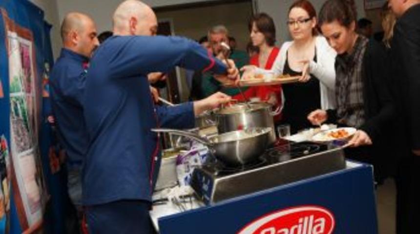 Barilla, &Ouml;zel Sos Ve Makarnalarını Yemekhanelerde Tanıtıyor