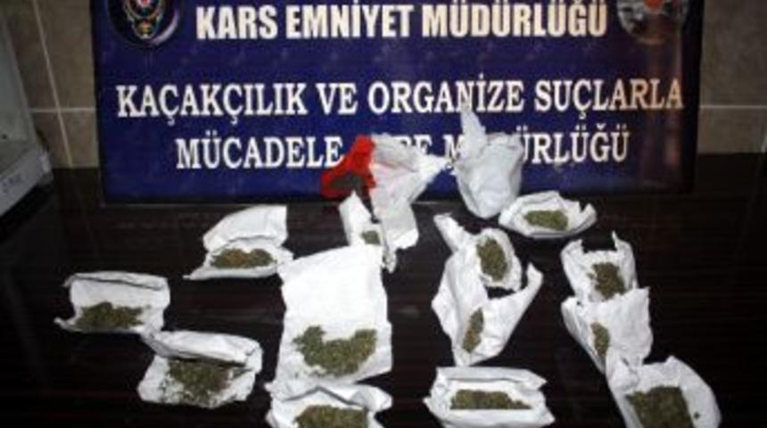 Kars&rsquo;ta Esrar Ele Ge&ccedil;irildi