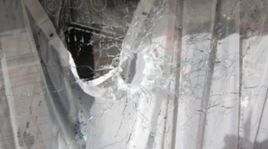 Magandalar Ev Kurşunladı