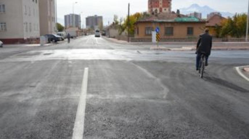 Kocasinan 4 Milyon Tl&rsquo;ye Telefon Sokağı Cadde Yaptı