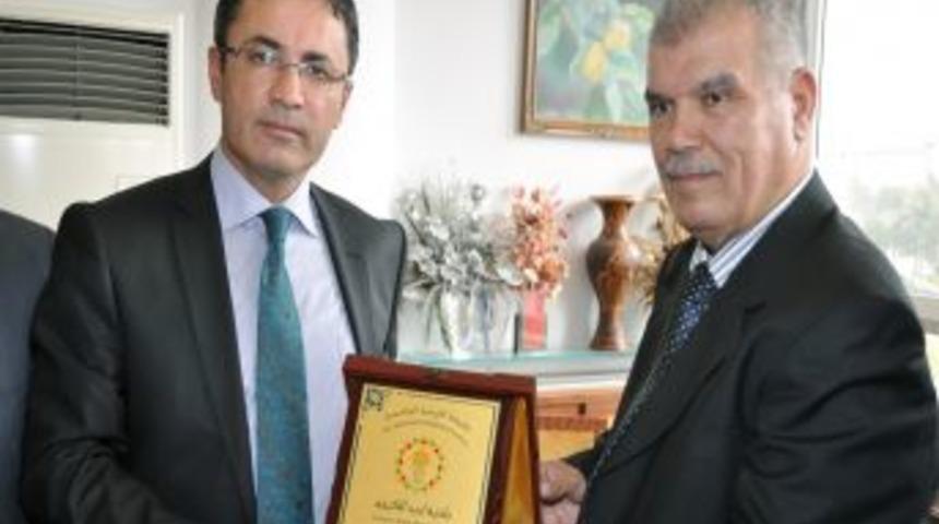 Ziyad: T&uuml;rkiye, İslam &Uuml;lkelerinin &Ouml;rnek Aldığı Bir &Uuml;lke