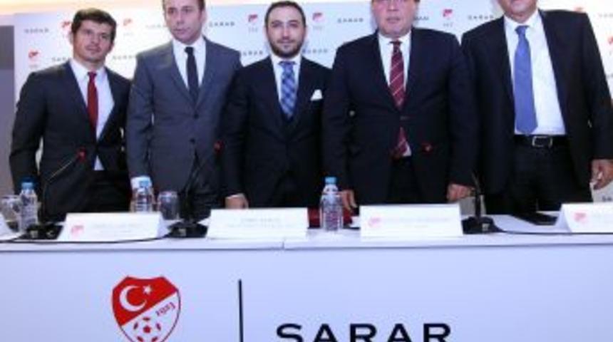 TFF, Resmi Moda Sponsoru Sarar'la S&ouml;zleşmesini 4 Yıl Uzattı