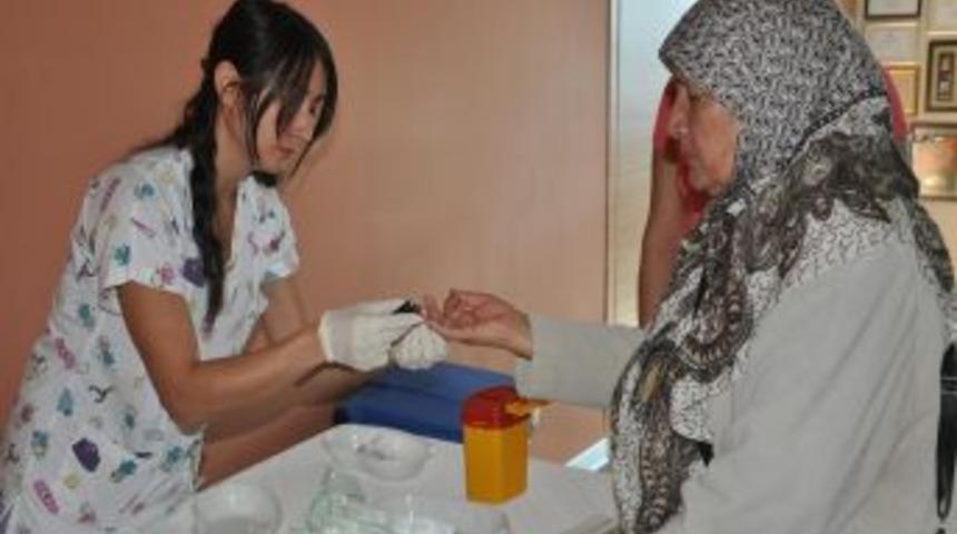 'Diyabetle Sağlıklı Bir Yaşam S&uuml;rmek M&uuml;mk&uuml;n'