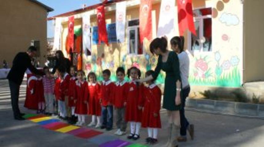 Okul &Ouml;ncesi Eğitime Belediyeden Destek