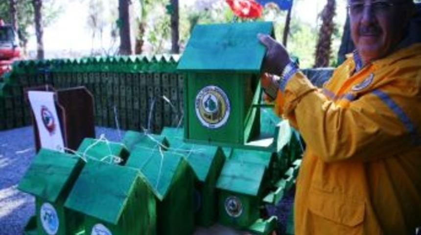 Orman Zararlıları Ile Doğal M&uuml;cadele I&ccedil;in 1000 Kuş Yuvası Dağıtıldı