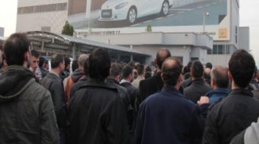 İş&ccedil;i-sendika &Ccedil;ekişmesinde 22 Kişi İşten &Ccedil;ıkarıldı