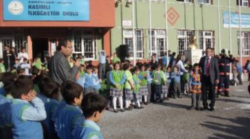 Alaplı İtfaiyesinden Okullarda Afet Eğitimi Tatbikatı