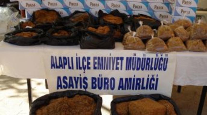 Emniyetten a&ccedil;ık t&uuml;t&uuml;n operasyonu