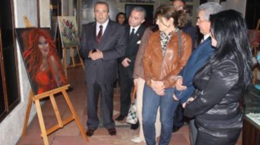 "izler Ve D&uuml;şler" Resim Sergisi A&ccedil;ıldı