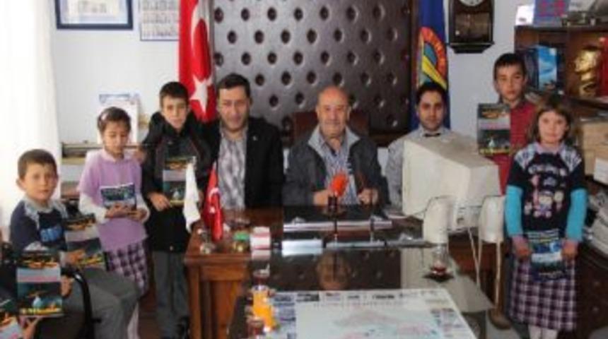 T&uuml;rk Hava Kurumu &Ouml;ğrencileri Sevindirdi