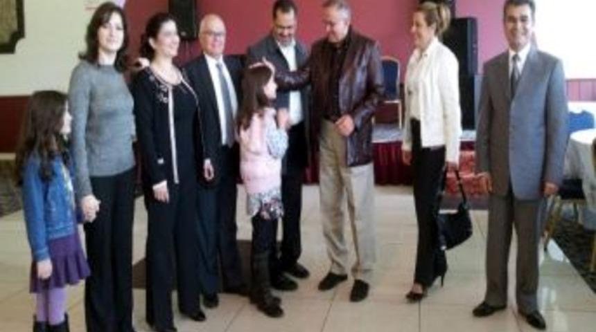 Başkan G&uuml;zelbey, &Ccedil;eşitli Meslek Gruplarından Suriyelilerle Bir Araya Geldi