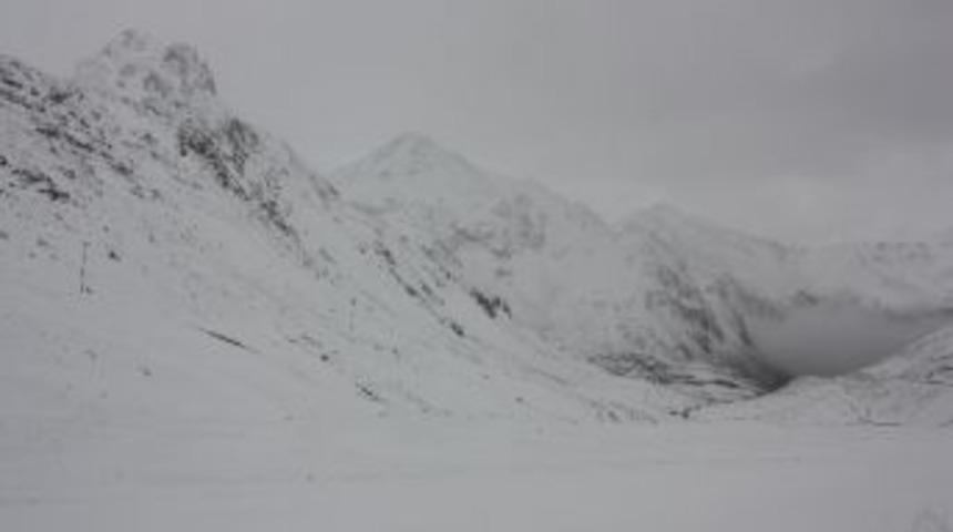 Ovit Dağı&rsquo;nda Beyaz &Ouml;rt&uuml;