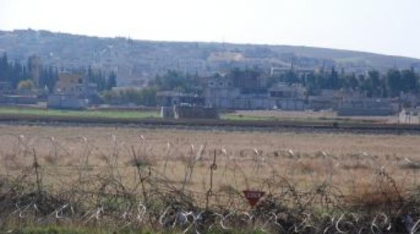 &Ccedil;ocuklar Mayınlı Arazilerde Oyun Oynuyor