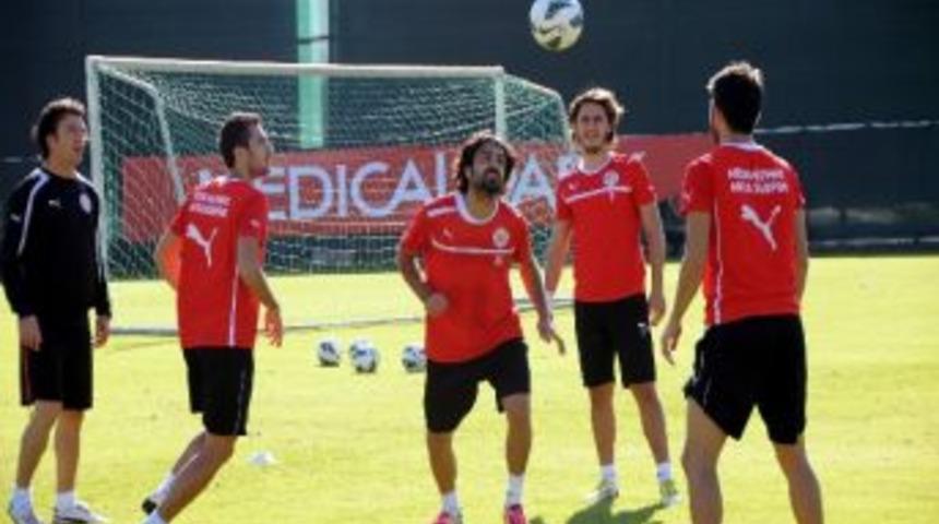 &Ouml;zdilek: "beşiktaş Ma&ccedil;ında Kazanan Taraf Biz Olacağız&rdquo;