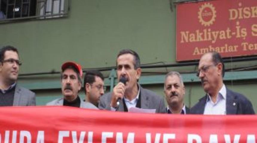 DİSK&rsquo;e Bağlı Iş&ccedil;iler, Avrupalı Meslektaşları I&ccedil;in Eylem Yaptı