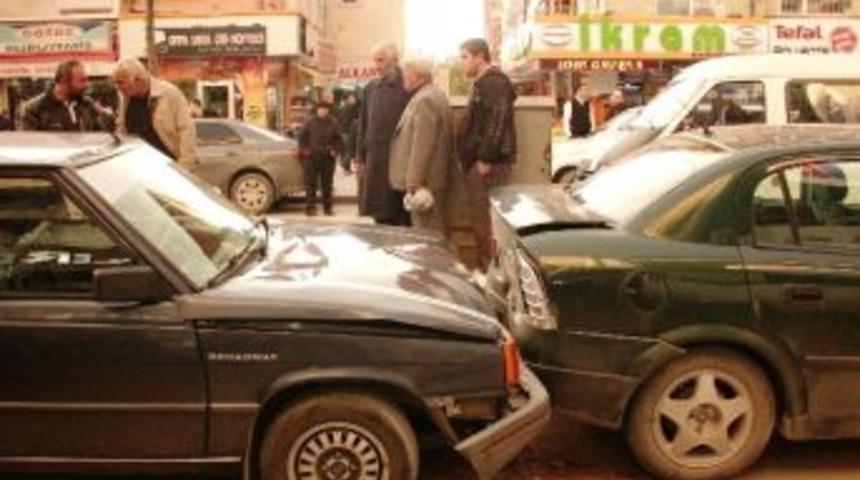 Kırşehir&rsquo;de Trafik Kazası: 1 Yaralı