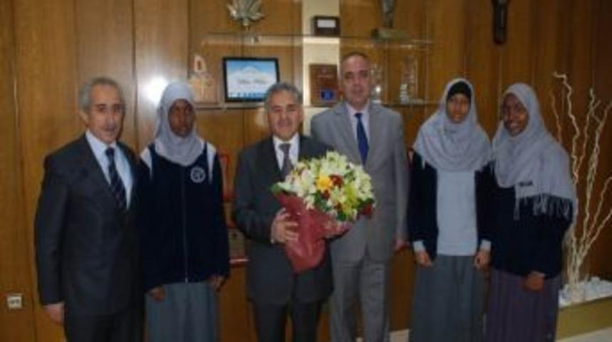 Liseli &Ouml;ğrenciler Melikgazi Belediyesi&rsquo;ni Ziyaret Etti