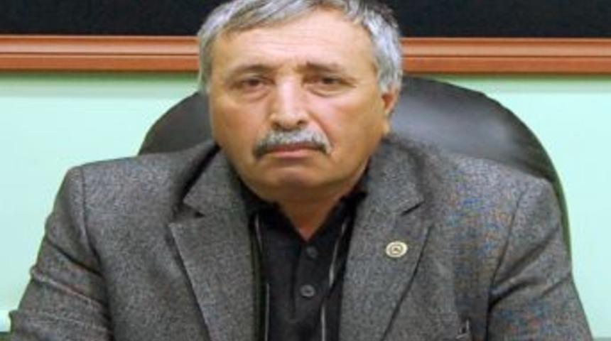 Ziraat Odası Başkanı &Ccedil;elik: &Ccedil;ift&ccedil;inin Y&uuml;z&uuml;n&uuml; Ay&ccedil;i&ccedil;eği G&uuml;ld&uuml;rd&uuml;